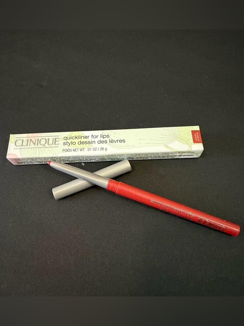Clinique ~ Quickliner for Lips ~ #04 ~ Intense Cayenne ~ NEW IN BOX